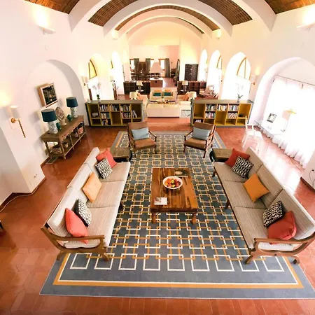La Roca Rara - 8 Bedroom Villa *