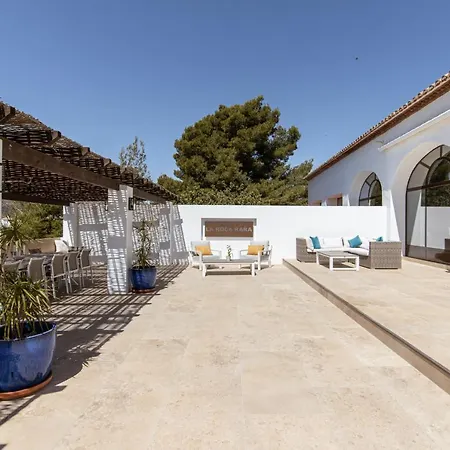 La Roca Rara - 8 Bedroom Villa Nerja