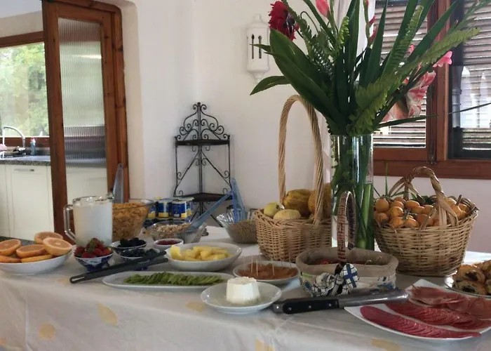 Vila La Roca Rara - 8 Bedroom Nerja