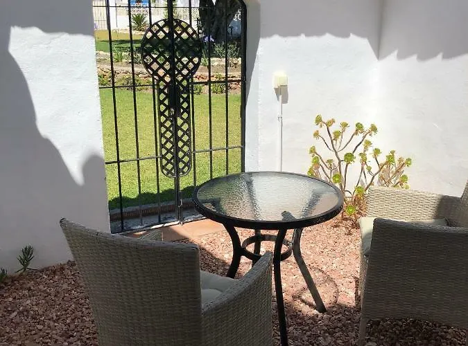 Vila La Roca Rara - 8 Bedroom *