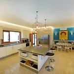 La Roca Rara - 8 Bedroom Nerja