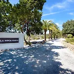 Villa La Roca Rara - 8 Bedroom