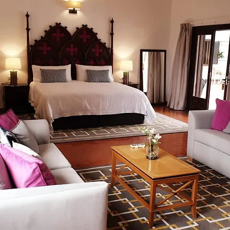 La Roca Rara - 8 Bedroom *