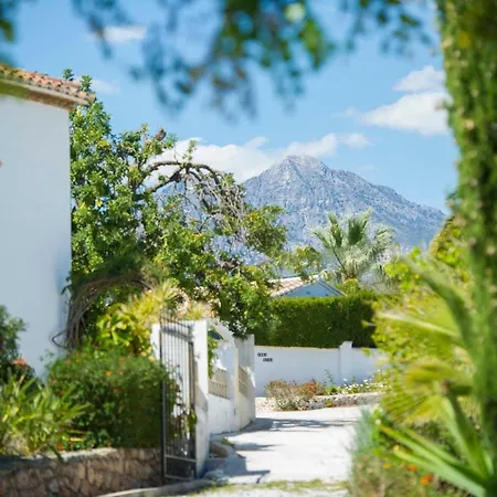 La Roca Rara - 8 Bedroom *