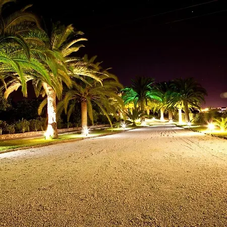 La Roca Rara - 8 Bedroom *