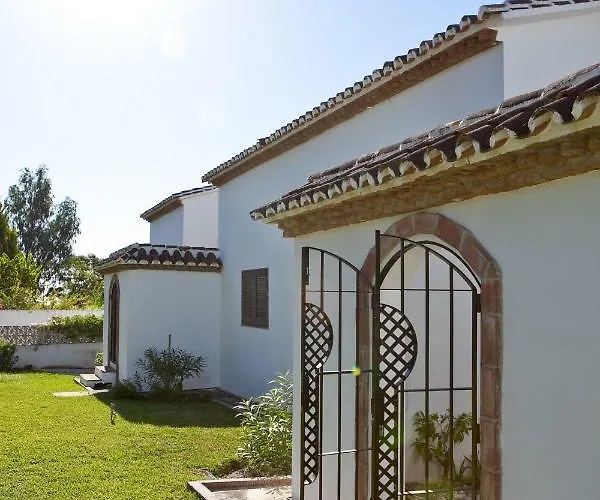 La Roca Rara - 8 Bedroom Вилла Нерха